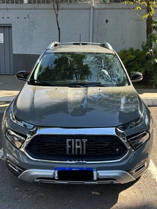 FIAT TORO 2.0 16V TURBO DIESEL VOLCANO 4WD AT9 FIAT TORO 2.0 16V TURBO DIESEL VOLCANO 4WD AT9